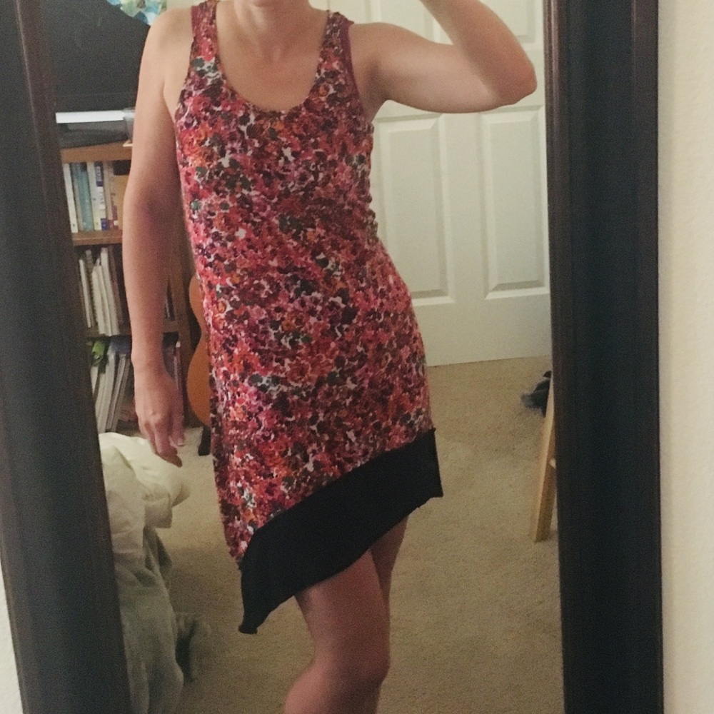 Dress - Picture 1 of 2